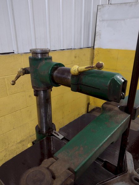 1.25" X 9" D.C. MORRISON MODEL #K KEYSEATER: STOCK #17987