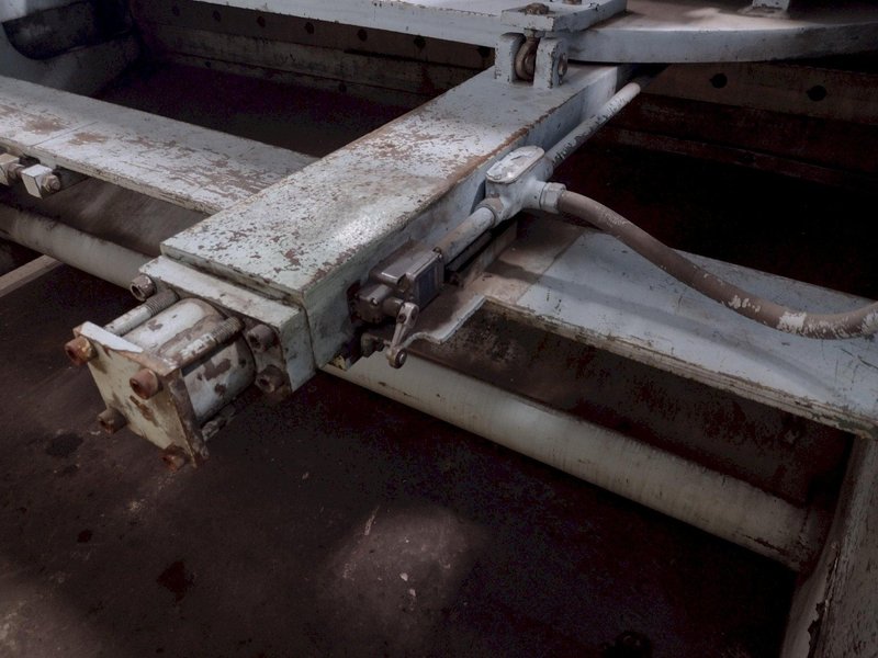 8' X 3/8" HERR-VOSS MODEL #0608 POWER SQUARING SHEAR: STOCK #15326