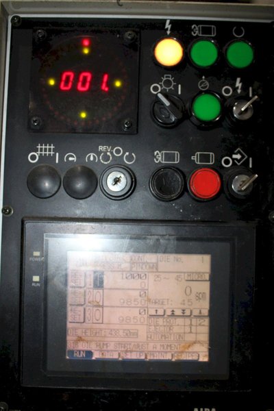 630 TON AIDA KNUCKLE JOINT PRESS