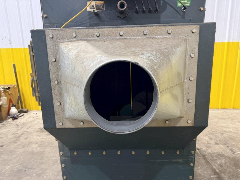 3,000 CFM FARR CAMFILL MODEL #GSM4 DUST COLLECTOR 2011 : YOBRO #24726