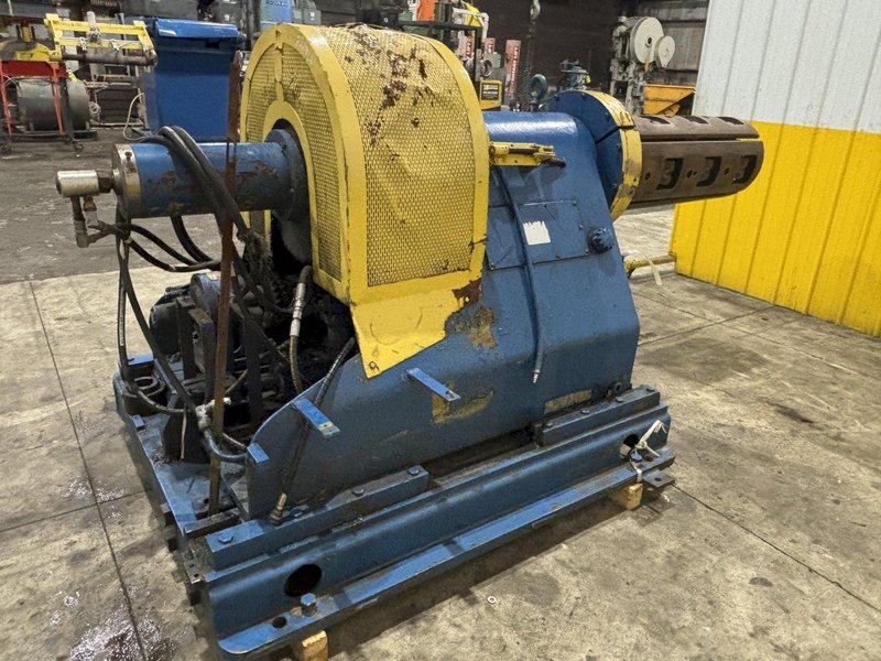 10,000 LB X 36” YODER MOTORIZED UNCOILER COIL REEL: STOCK #22950