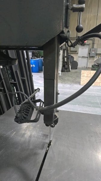 1 - PREOWNED TANNEWITZ VERTICAL BANDSAW