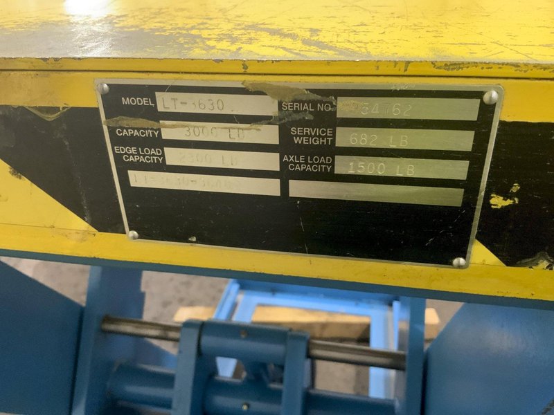 3000 LBS LIFT PRODUCTS SCISSOR LIFT TABLE: STOCK #80889