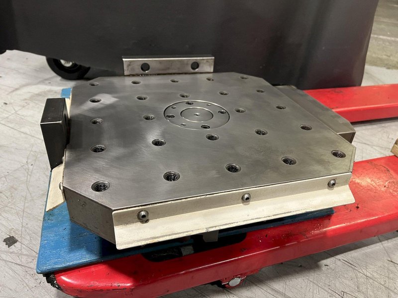 Mazak PFH-4800 - HMC Pallet Table 400mm x 400mm For Sale Fits 75mm Pull