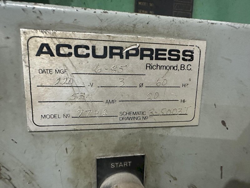130 TON x 12' ACCURRESS MODEL #713012 HYDRAULIC PRESS BRAKE: STOCK #23701