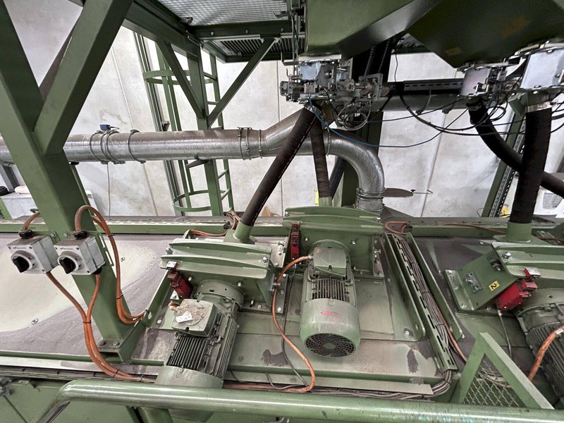ROSSLERRMBD 500/4 SHOT BLAST UNIT W/ DONALNDSON DFE19 DUST COLLECTOR (NEW 2022)