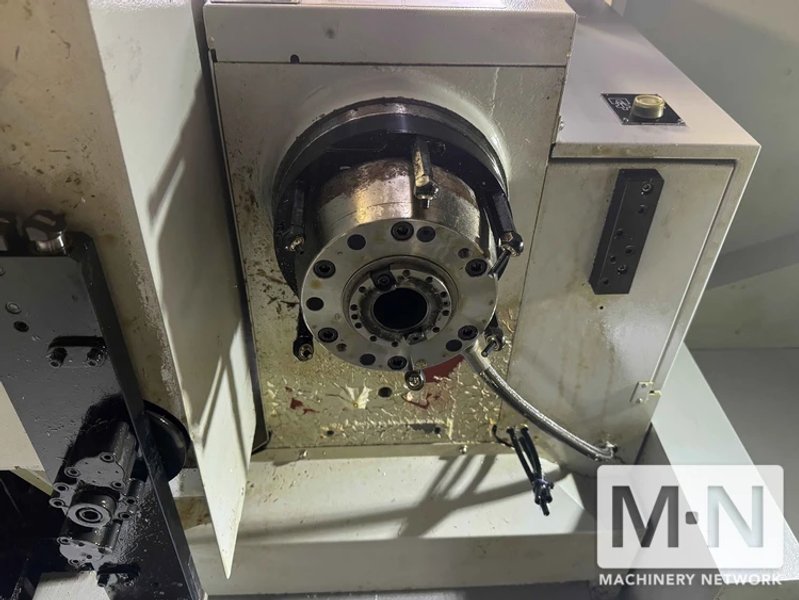 Hardinge-Bridgeport V1000 CNC Vertical Machining Center, 2017 - Only 3600 Hours!
