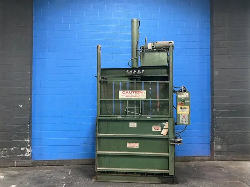 Selco Products ~ 30” X 60” X 44” Baler - Vt-5
