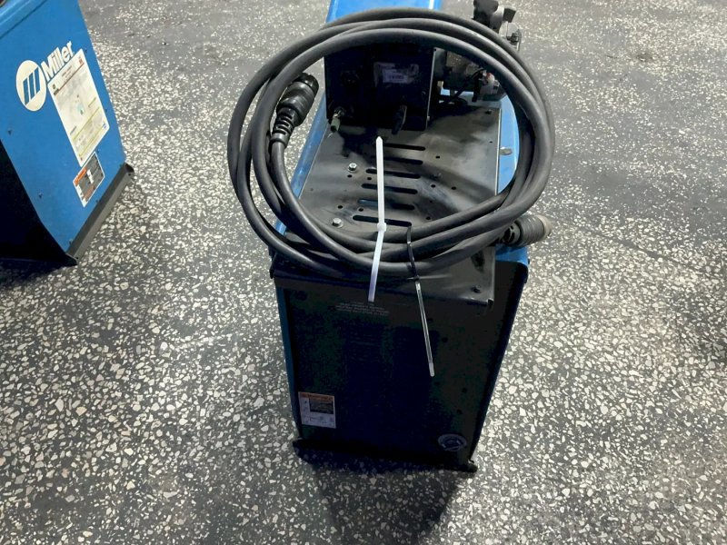 Miller  450 A  Welder  - Axcess 450