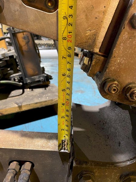 CENTERLINE CFSPIN-020-040-122 Pinch Type Weld Gun USED