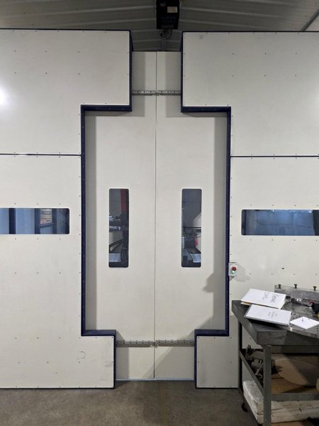2022 Kenan/Palmer automatic grinding cell
Model CK1250 automatic grinder
5 axis CNC
14” x 1 ¼” diamond grinding wheel
o.63 x 6’ diamond coated deburring tool
Fanuc series CNC controls
Fanuc and Yazkawa HSD spindle drives
One Fanuc spindle 7.5KW/10 hp 12,000 RPM
One Fanuc spindle 7.2 KW/9.6 hp 1000-24000 RPM
Workpiece dimensions 49” x 35.6” high
Castings up to 2500#
Moveable controls panel
Two side access doors and front opening access
Manually adjustable tailstock 
360 degree casting stand and R to L movement
360 volt 60 hz 3 Ph
Approx. 24,000#
