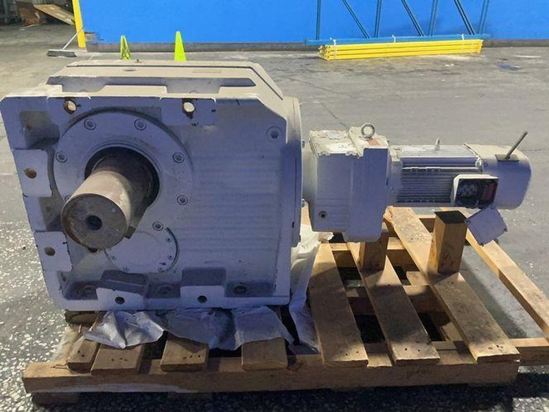 Sew-eurodrive 7.5 Hp Gear Drive