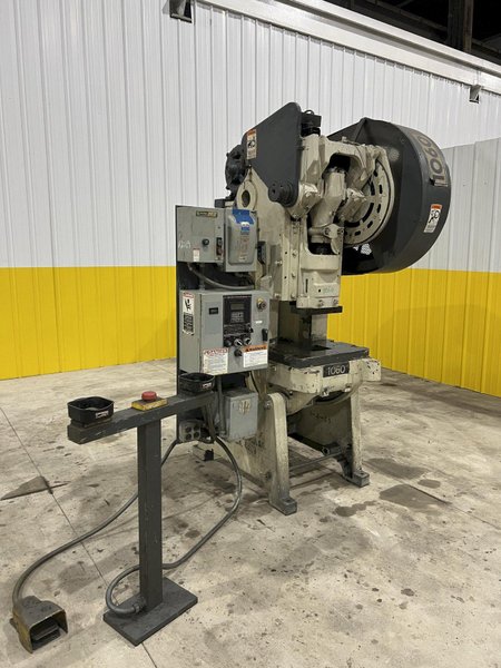 32 TON MINSTER MODEL #4 OBI PRESS, 3" STROKE: STOCK #20189