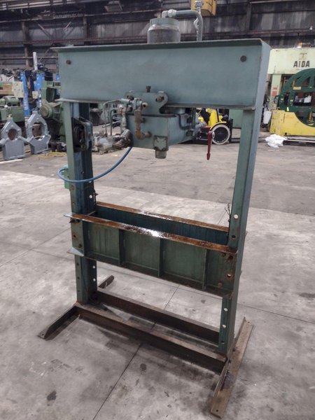 75 TON DAKE MODEL #6-275 AIR-HYDRAULIC H-FRAME PRESS: STOCK #23521