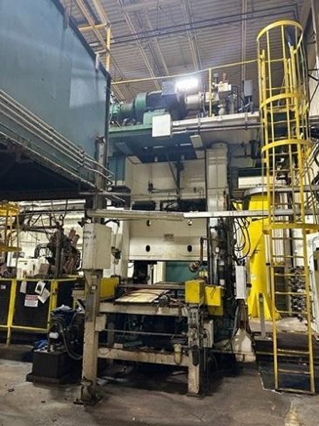 600 TON WILLIAMS &amp; WHITE HYDRAULIC PRESS