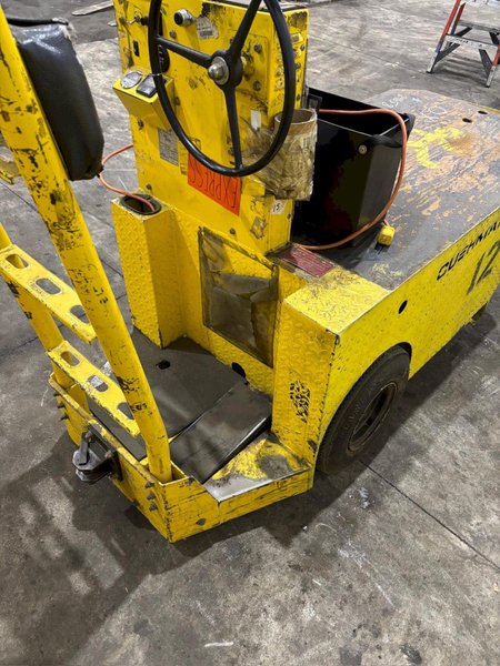 36 VOLT CUSHMAN MODEL #898361 STOCK CHASER/TUGGER CART: YOBRO #24658