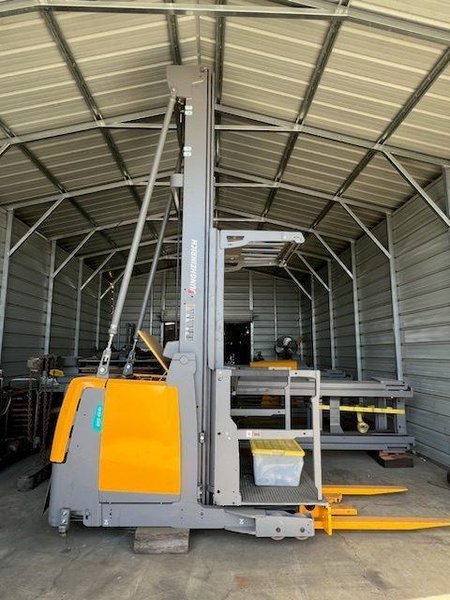 Jungheinrich EKS414s 48V Electric High-Level Order Picker Forklift, 2020 – 3,000 LB Capacity – Very Narrow Aisle (VNA) Warehouse Lift