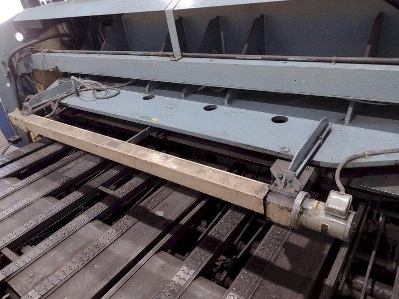 13' x 1/4" AMADA MODEL #M-4065 MECHANICAL POWER SQUARING SHEAR, FRONT GUAGING, CONVEYOR &amp; STACKER: STOCK #19272