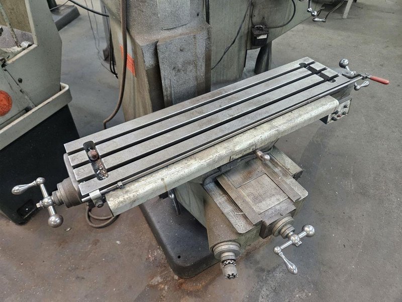 2 HP BRIDGEPORT SERIES 1 VERTICAL MILL. STOCK # 0957323