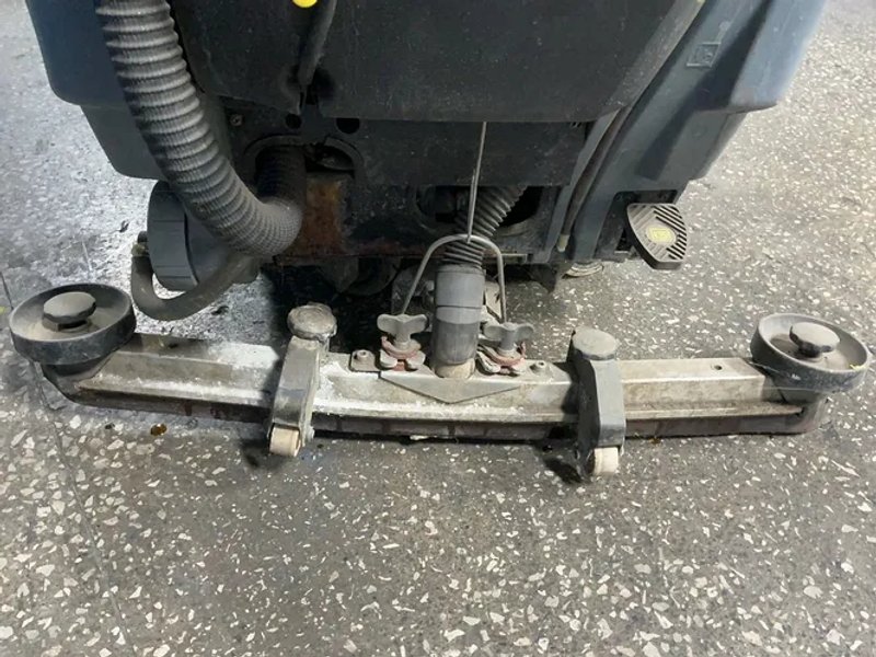 Karcher 36” Floor Scrubber - Rfid B80w