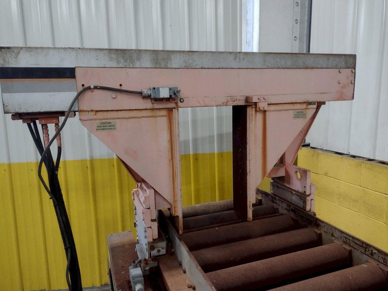 20" X 25" HEM MODEL #V150A-SMART AUTOMATIC MITERING VERTICAL BAND SAW: STOCK #18167
