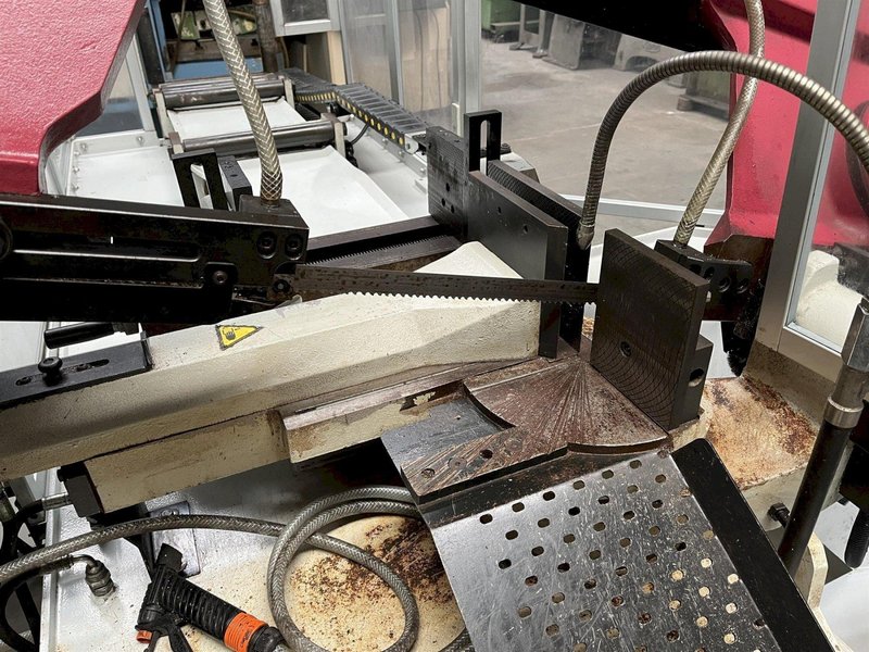 Behringer - SLB240AG automatic CNC