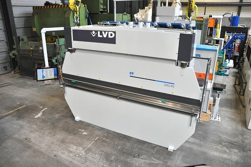 LVD - PP 100 ton x 4100 mm CNC
