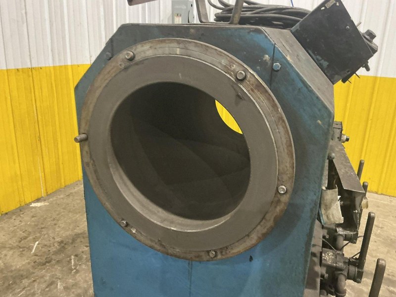 13" HOLE / 24" CHUCK BOLTON ALLOYS MODEL WHS-230 POWERED HEADSTOCK POSITIONER: STOCK #25862