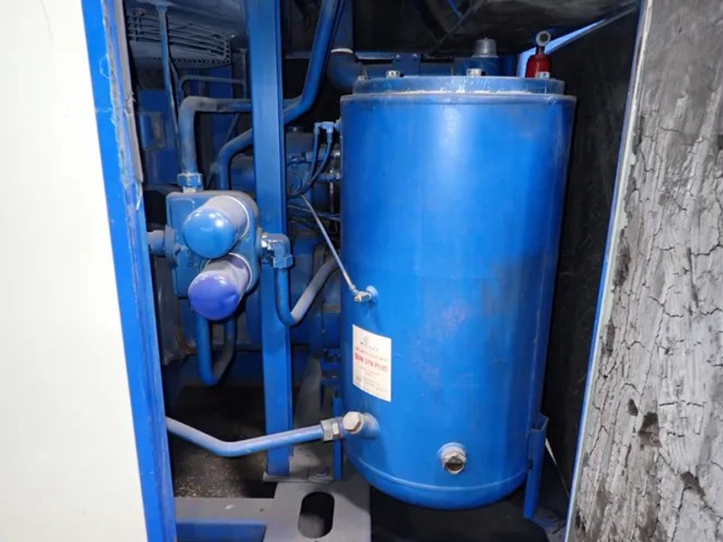 Quincy Compressor 200 Hp Air Compressor - Qgv-200