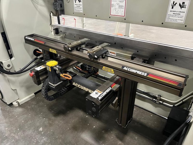 2007 Accurpress 71008 Press Brake (#6040)
