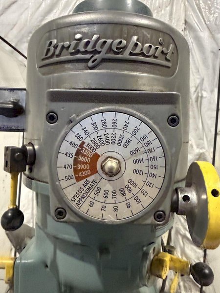 1.5 HP BRIDGEPORT SERIES 1 VERTICAL KNEE MILL. STOCK # 1214925