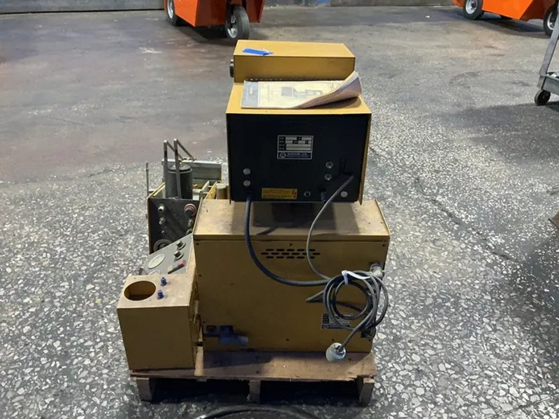 Buehler 13” Microprocessor Grinding/polishing System - 60-5501-250
