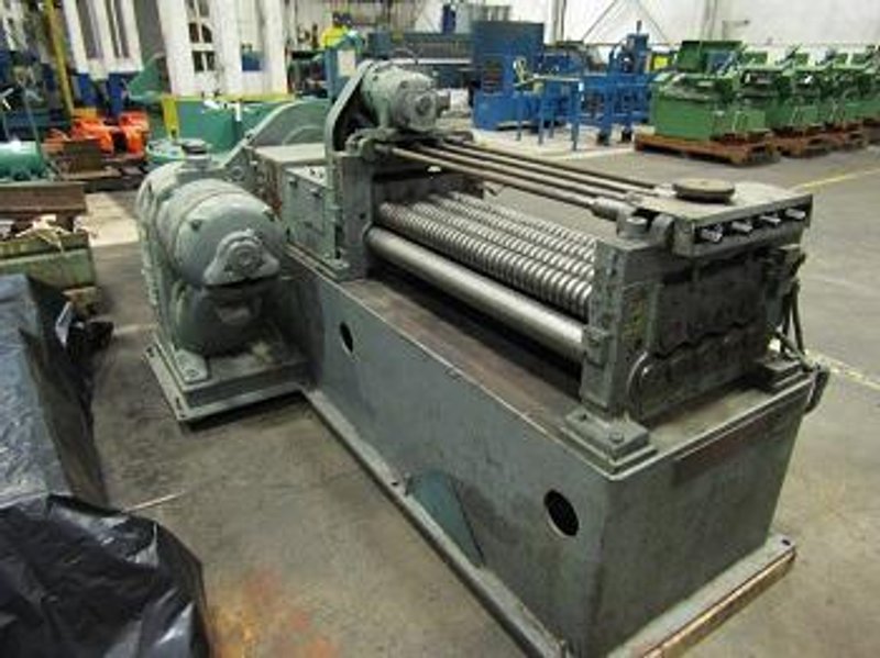 52" 9 ROLL TORRINGTON #1010 STRAIGHTENER