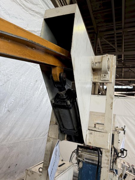 1,100 Lb. x 6" x .05" AIDA SERVO FEEDLINE W/ DUAL UNCOILER. STOCK # 0130225.