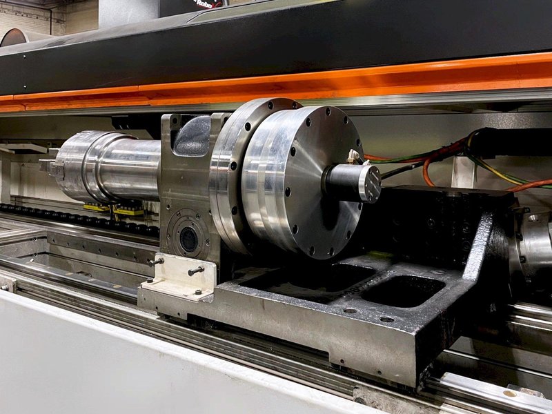 Mazak VCL-T100 nLight Fiber Tube Laser