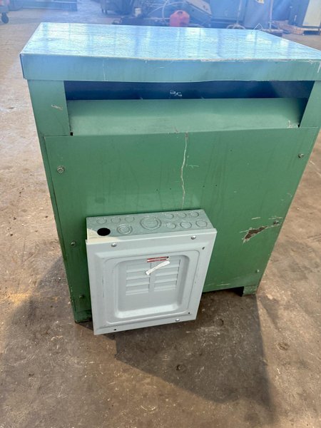 39 KVA WESTINGHOUSE DT-3 TRANSFORMER. STOCK # 1084626