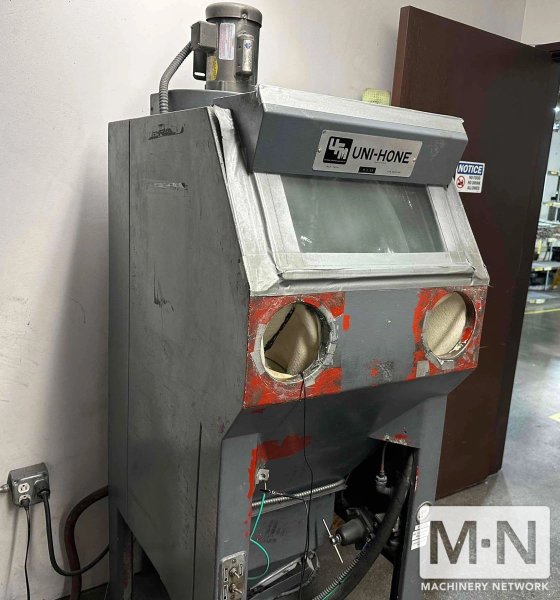 42 Ton Uni-Hydro 42-14 Hydraulic Ironworker