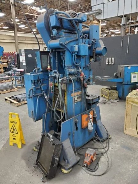 NIAGARA 22 TON OBI FLYWHEEL PRESS, STOCK# 14234J