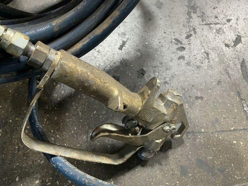 Graco Paint Sprayer - Nova 395