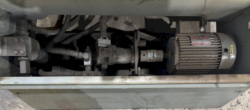 95 TON IRON CRAFTER MODEL 95-95 HMW HYDRAULIC IRON WORKER: STOCK #23333
