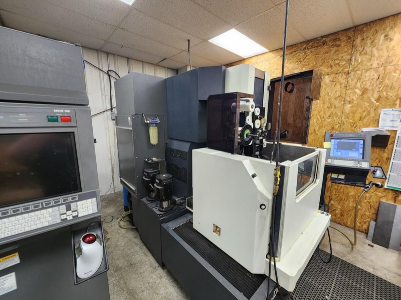 Makino Duo 43 CNC Wire EDM, 2011
