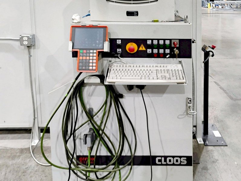 Cloos CS-30 Robotic Welding Cell
