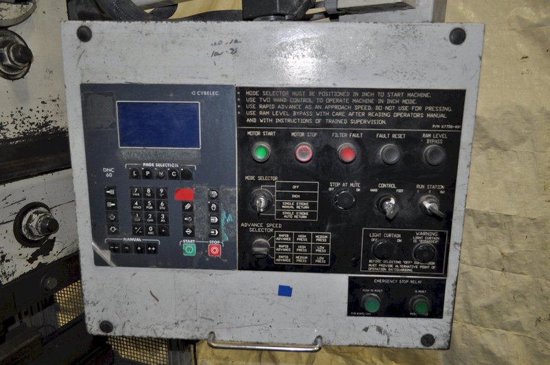 100 TON X 12' PACIFIC HYDRAULIC PRESS BRAKE