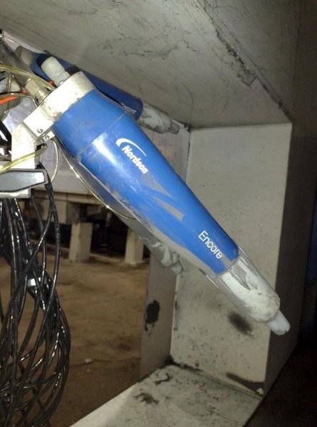 NORDSON POWDER COAT PAINT SYSTEM WITH FEEDER &amp; I-CONTROL. STOCK # 0985326