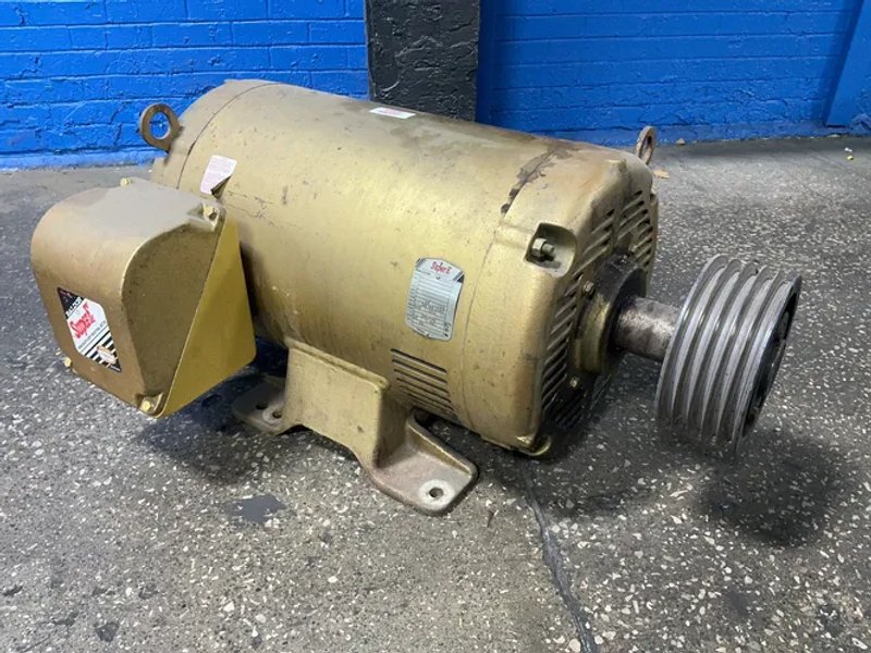 Baldor  100 Hp  Motor  - Em2555t-4