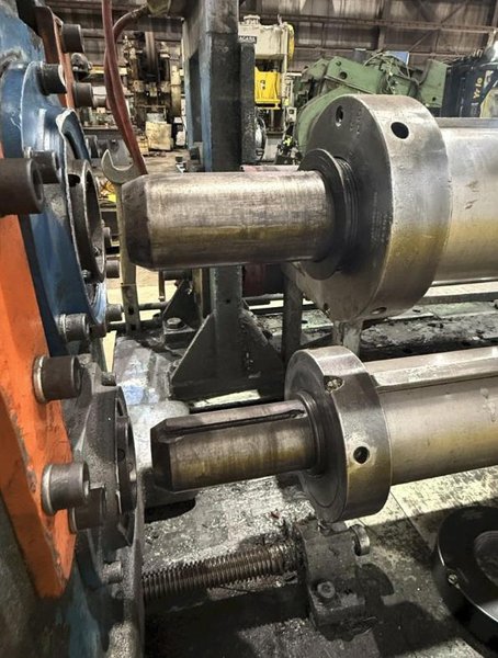48" X 6" WEAN MOTORIZED SLITTER HEAD FOR SLITTING LINE. STOCK # 0435226
