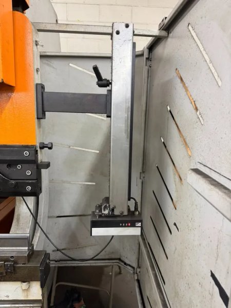 USED ERMAKSAN 12' X 176 TON HYDRAULIC CNC PRESS BRAKE MODEL CNC SAP 12X176