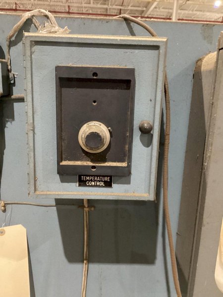 TENNEY 14 ENVIRONMENTAL CHAMBER OVEN W/ BRISTOL RECORDER USED