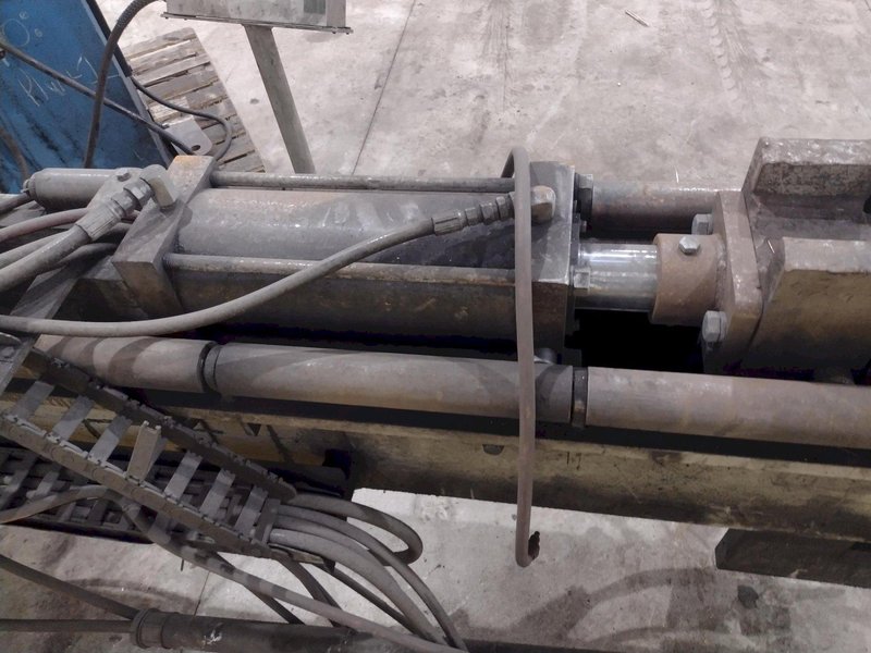 72" WIDE BEAM ENERPAC HYDRAULIC CLAMPING FIT-UP TACKING PRESS, FOR WELDING I-BEAMS: STOCK #20541