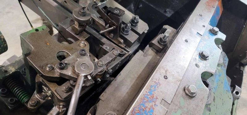 3/8" Hartford 10-400 Thread Roller                                                            SOLD